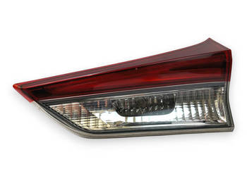 LAMPA PRAWA Toyota Auris II E18 LIFT TYLNA prawy tył w klape EUROPA 02-354