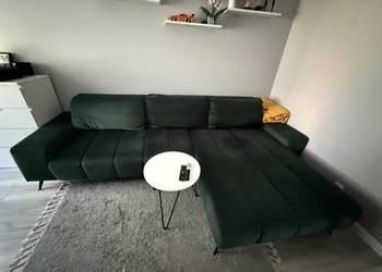Zielony narożnik z funkcją spania