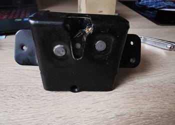 OPEL ANTARA FL ZAMEK KLAPY TYŁ 2011 ROK