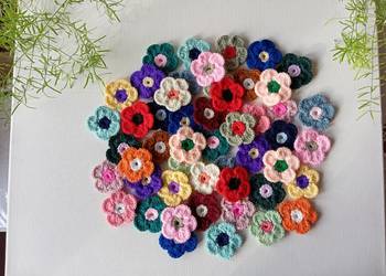 Szydełkowe kwiatki 5 cm