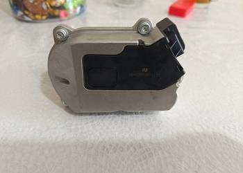 Bisenya 4-pinowy siłownik kolektora dolotowego kompatybilny z A4 A5 A6 A8 2