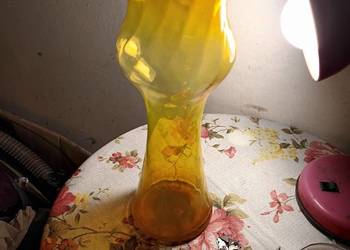 Wazon artystyczny że szkła