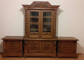 Dębowy kredens Gdański