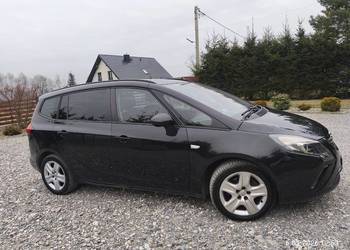 Sprzedam Auto Opel Zafira tourer