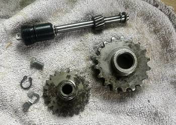 Napęd obrotomierza mz etz 125/150 org ddr