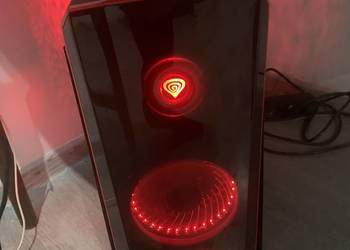 Sprzedam komputer wraz z monitorem