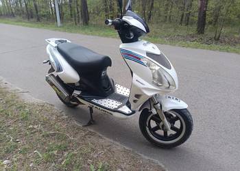 Sprzedam skuter 50 2T Stan Bardzo Dobry