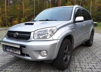 Toyota RAV4 II 2.0 D4D bogate wyposażenie