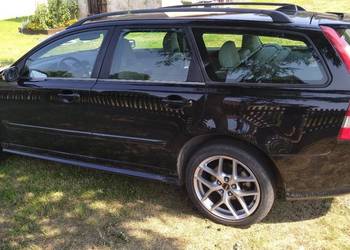 Volvo V50 T5