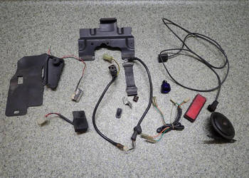 1 SZT. CZUJNIK GUMA KLAKSON ZAPINKA SPRĘŻYNA KAWASAKI ER-6F ER 6 F 05-08R …