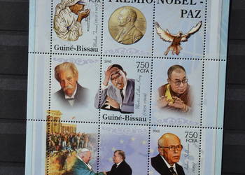 Znaczki. Papież Jan Paweł II  Gwinea Bissau (V) ** Ks Chr. 41