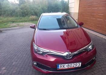 Toyota Auris II 2017 130 KM