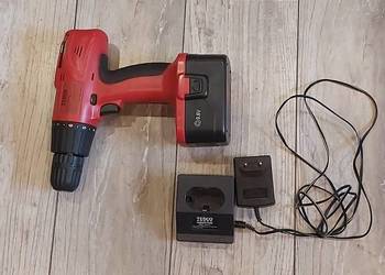 Wiertarko-wkrętarka akumulatorowa model CD963-6.