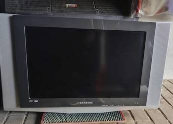 ​Telewizor CRT Samsung (DNIe / Slim&Fit) – idealny do retro gier!
