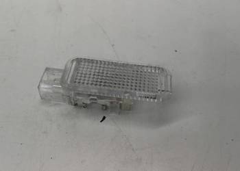 LAMPKA OŚWIETLENIE KABINY AUDI A3 A4 A5 4B0947415