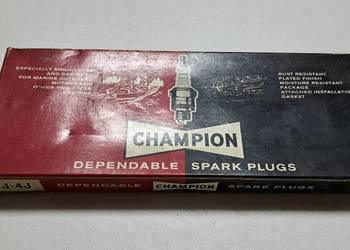 Świeca zapłonowa Champion J-4J Made in Belgium Marine Johnson Evinrude NOS