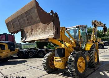 koparko ladowarka Komatsu WB97R -2 4x4