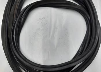 Opel Corsa C  3 drzwi uszczelka klapy tylnej klapy tył