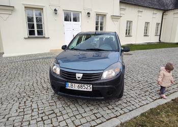 Zderzak Dacia Sandero I 2008-20012 czarny