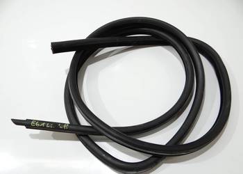 USZCZELKA DRZWI LEWY PRZÓD BMW E61 LCI (4287603)