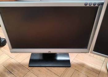 Sprzedam dwa monitory LG i BenQ oba 19 cali
