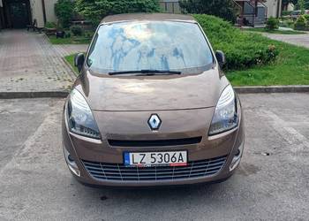 Sprzedam Renault grand scenic 1.5 dci...