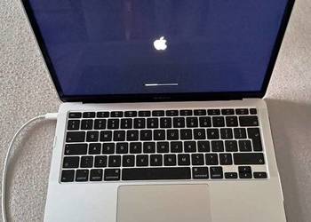 MacBookAir9.1, proc. Intel i3, 16Mb + 256 ssd , 13,3 inch