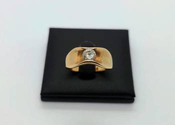 Złoty pierścionek próby 585 - 3,96g (Rozmiar 22)