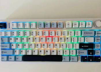 Używana klawiatura Aula f75. Wszystko działa.