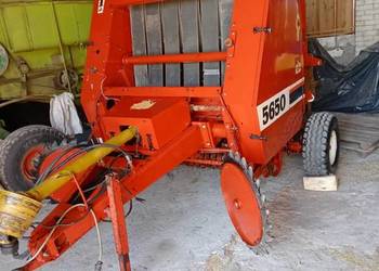 Prasa rolująca  FIATAGRI Hesston 5650  zmiennokomorowa