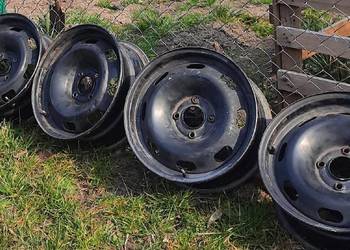 SPRZEDAM UŻYWANE FELGI STALOWE 14" drugie 15"