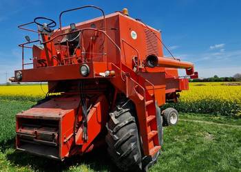 Bizon Z056 Super ze stołem do rzepaku sieczkarnia kosa elektryczna