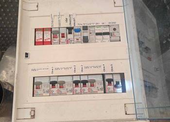 Centrala elektryczna z zabezpieczeniami przepieciowymi 2x DEHNguard T