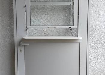 drzwi z oknem na wymiar do kuchni baru aluminiowe