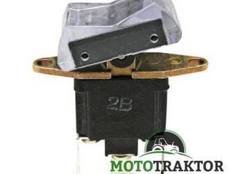 Włącznik przedniego napędu John Deere 2140 2250 2450 2650