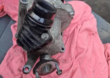 Pompa wody 1.6CDTi termostat Opel astra Insignia B 55496778