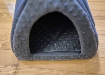 Domek budka, legowisko pluszowe szare