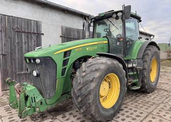 John Deere 8530