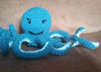 Maskotka na szydełku ośmiornica Maskotka na szydełku ośmiornica