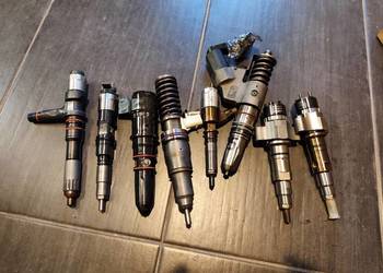 SPRZEDAM UŻYWANE/USZKODONE WTRYSKIWACZE VOLVO CAT CUMMINS DENSO