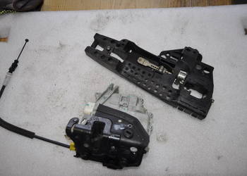 Audi A4 B8 zamek drzwi prawy tył 8K0839016C