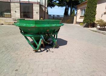 Rozsiewacz nawozów Amazone ZA-E 602