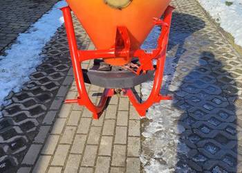 Rozsiewacz nawozu dexwall lejek