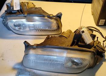 Mazda 323F - Lampa prawa i lewa kpl
