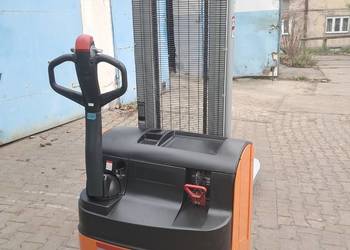 Wózek paleciak elektryczny Still EXU 14 2010r.