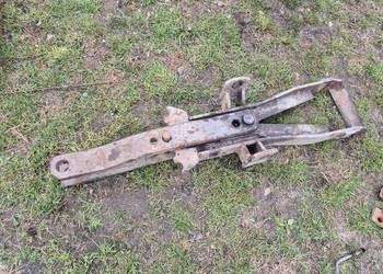 Zaczep dolny C-330 Ursus