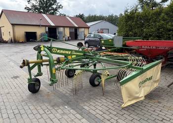 Zgrabiarka karuzelowa Krone Swadro 42/13