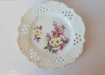 Stary, ażurowy porcelanowy talerz / talerzyk kwiaty, stara porcelana
