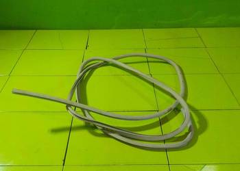 PEUGEOT 5008 I 11r uszczelka rolety dachu