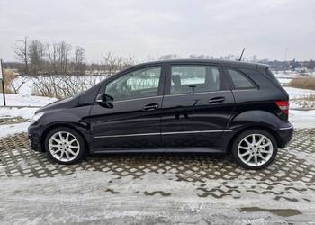 Mercedes w245 1.7 benzyna  CZĘŚCI KAROSERYJNE MECHANICZNE